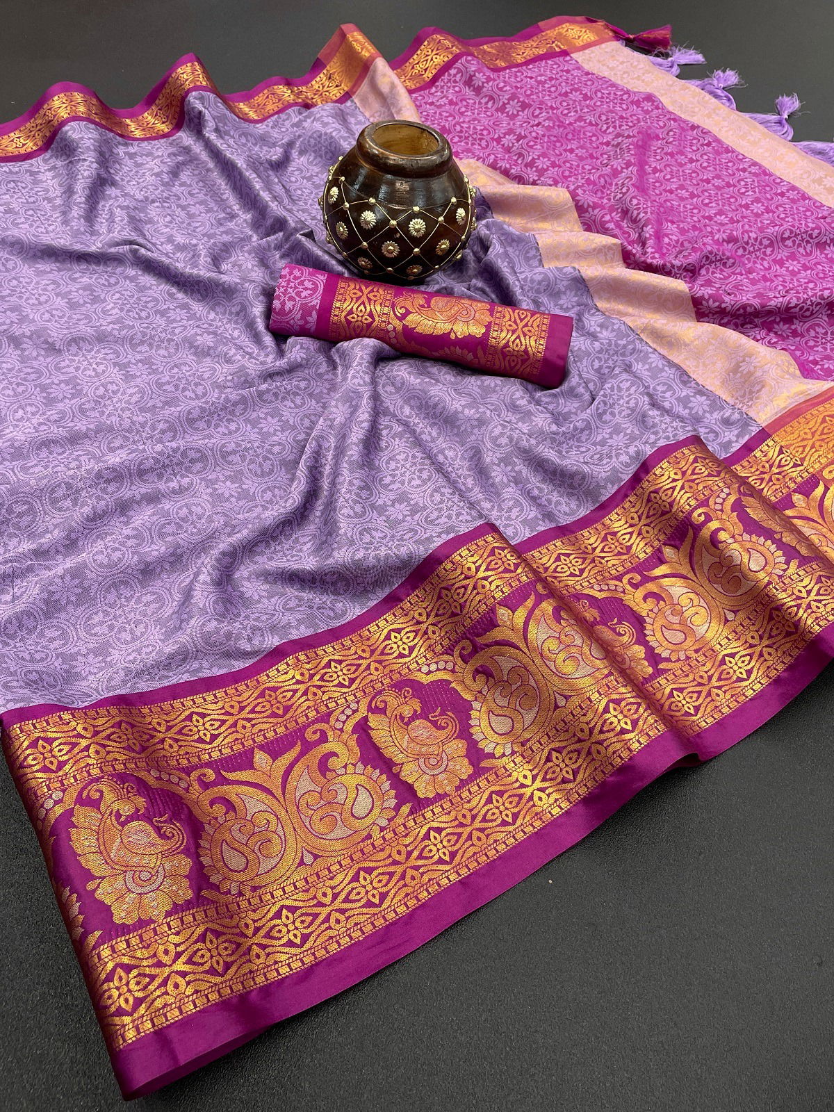 Aab Varuni Designer Non Catalog Sarees
